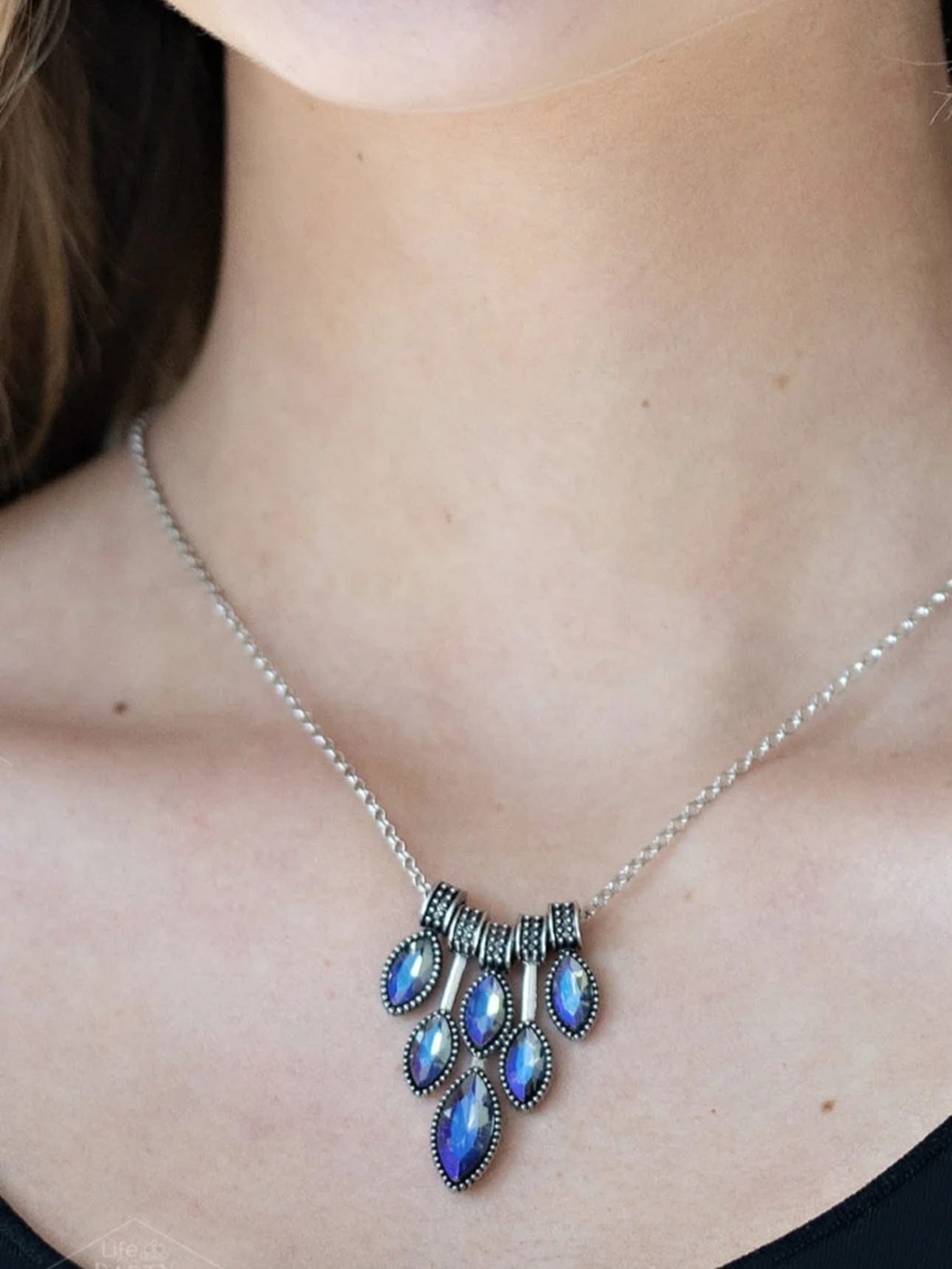 paparazzi Silver-Tone Blue Marquise Cluster Necklace